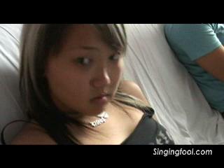 play video on Singing Fool