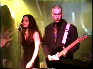 play video on Singing Fool