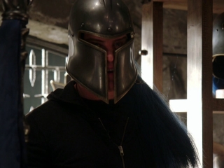 Warcraft: Rob Kazinsky Tours War Room (Featurette)