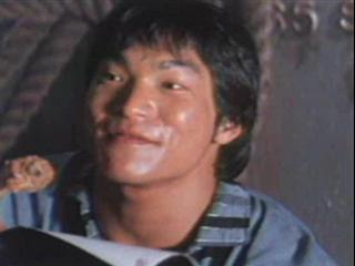Dragon The Bruce Lee Story