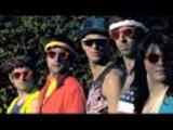 play video on Singing Fool