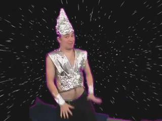 play video on Singing Fool