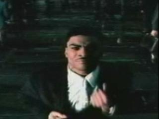 play video on Singing Fool