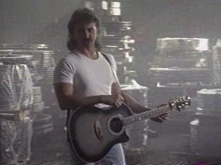 play video on Singing Fool