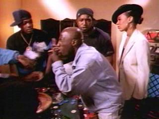 play video on Singing Fool