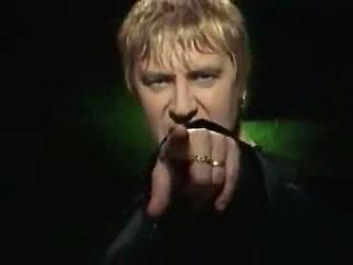 play video on Singing Fool