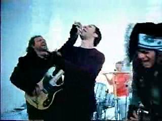 play video on Singing Fool