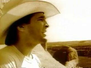 play video on Singing Fool