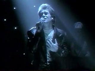 play video on Singing Fool