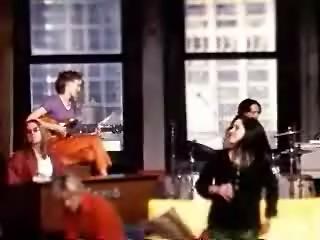play video on Singing Fool