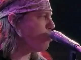play video on Singing Fool