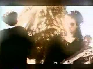 play video on Singing Fool