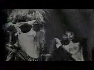 play video on Singing Fool