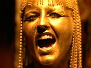 play video on Singing Fool