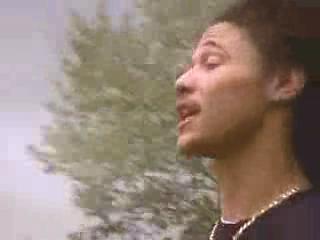 play video on Singing Fool