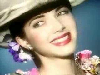 play video on Singing Fool