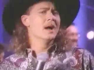 play video on Singing Fool