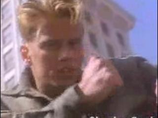 play video on Singing Fool