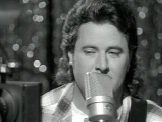 play video on Singing Fool