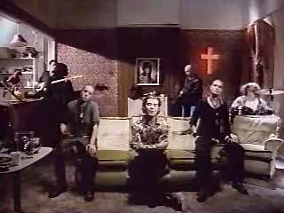 play video on Singing Fool