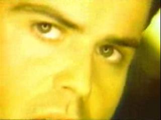play video on Singing Fool