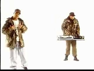 play video on Singing Fool