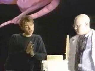 play video on Singing Fool