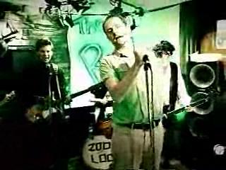 play video on Singing Fool