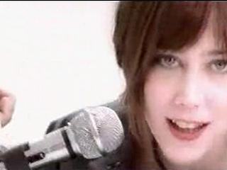 play video on Singing Fool
