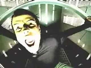 play video on Singing Fool