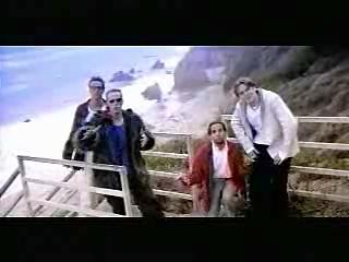 play video on Singing Fool