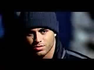 play video on Singing Fool