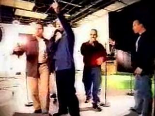 play video on Singing Fool