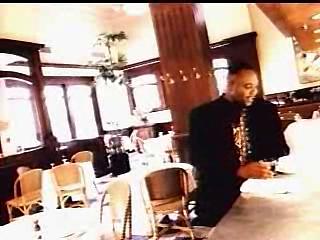 play video on Singing Fool