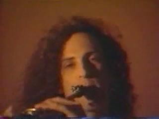 play video on Singing Fool