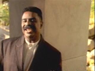 play video on Singing Fool