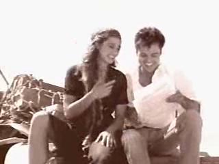 play video on Singing Fool