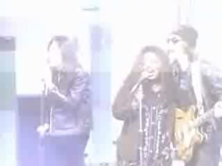 play video on Singing Fool