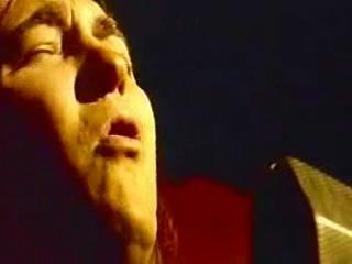play video on Singing Fool