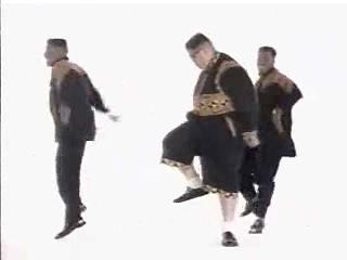 play video on Singing Fool