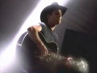 play video on Singing Fool