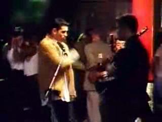 play video on Singing Fool