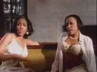 play video on Singing Fool