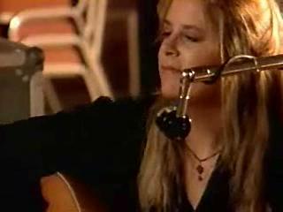 play video on Singing Fool