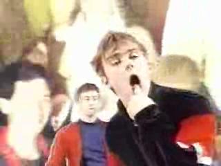 play video on Singing Fool