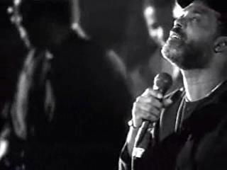 play video on Singing Fool