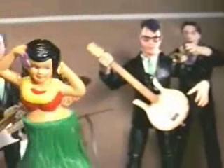 play video on Singing Fool