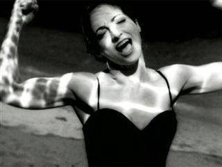 play video on Singing Fool