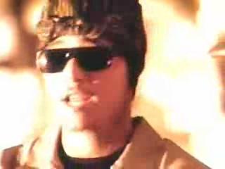 play video on Singing Fool
