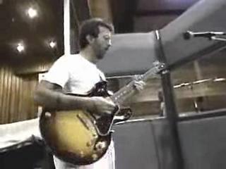 play video on Singing Fool